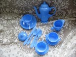 tea set blue